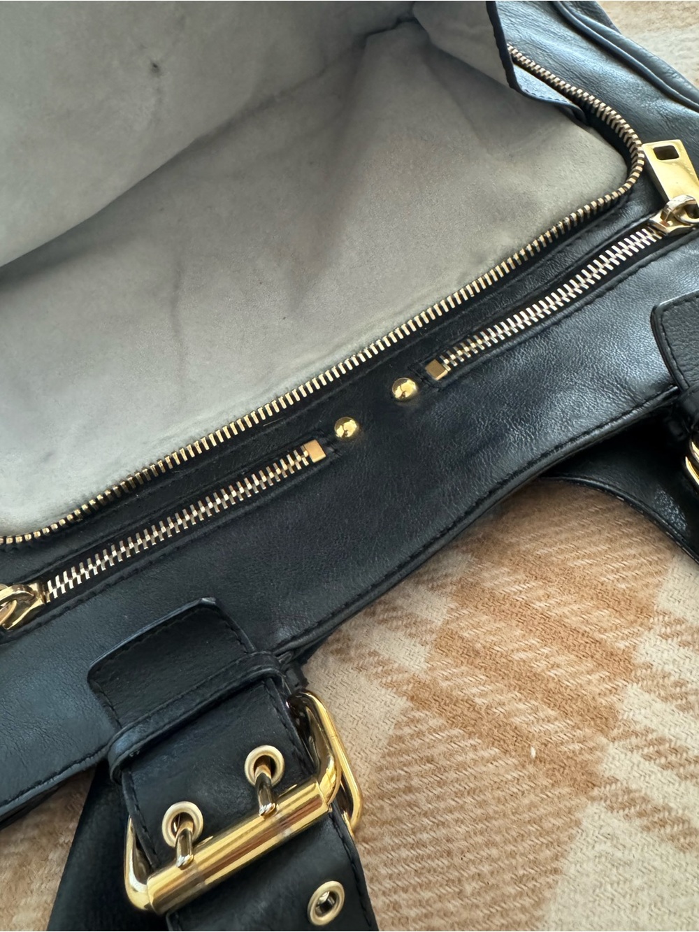Good used condition black Marc Jacobs bag - Picture 10 of 11